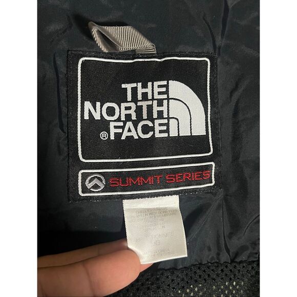 The North Face Men’s Summit Series Gore Tex XCR Jacket - Picture 6 of 10
